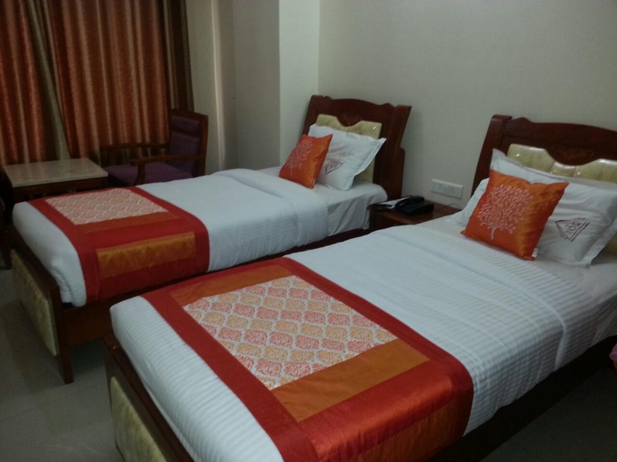 Hotel Shrivalli Residency Chennai Extérieur photo